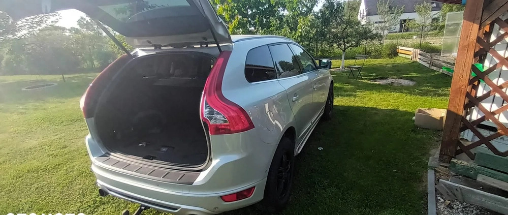 Volvo XC 60 cena 48500 przebieg: 270000, rok produkcji 2011 z Warta małe 106